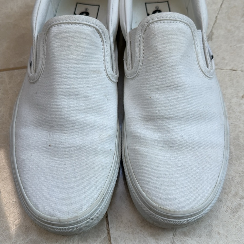 Vans tennis shoes - Picture 4 of 4